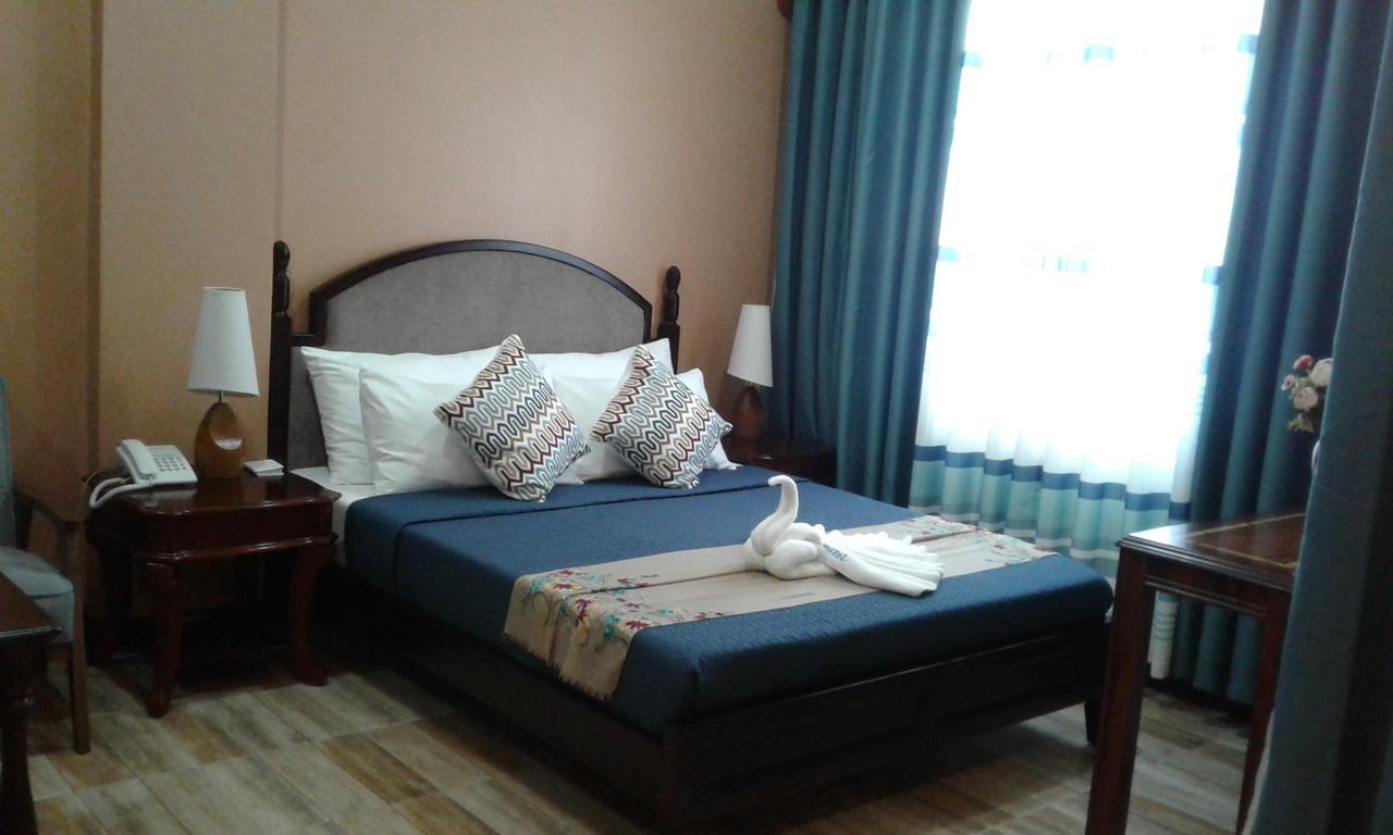 Hotel Charos Dormitel à Dumaguete City Extérieur photo