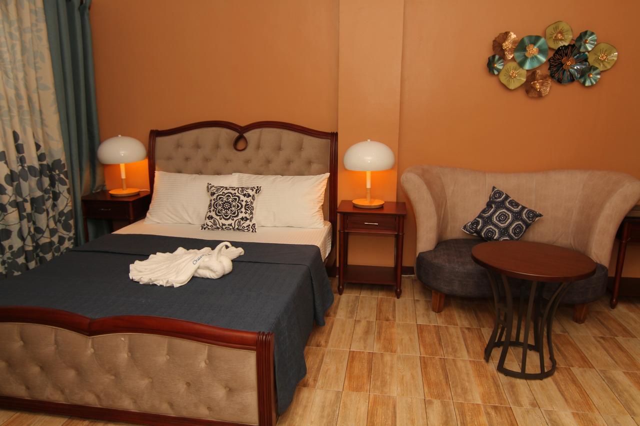 Hotel Charos Dormitel à Dumaguete City Extérieur photo